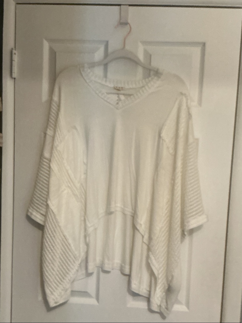 POL White V-Neck Knit Poncho Sweater